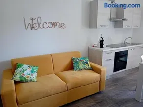 Room 119 - Image 2