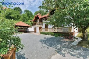 Villa Barbara/Holiday Homes with a story/Varaždin - Image 1