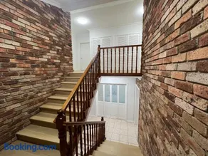 Room 14 - Image 3
