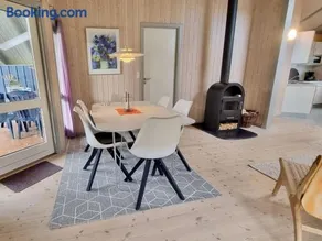 Ferienhaus-zwischen-Wald-und-Meer-mit-Sauna-und-Kamin - Image 4