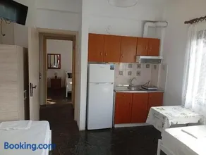 VANGELI'S GARDEN HOUSE - Image 5