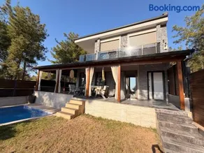 Villa Sogucak - Image 1