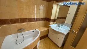 Korall Apartman - Image 2