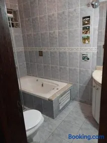 Casa charmosa com vista e lazer - Image 4
