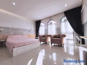 PPhouse Boutique House Phuket Town - Image 1
