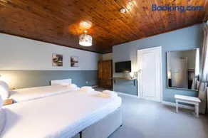 Laburnum Guest House - Heathrow London T5 - Image 3