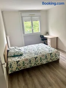 Renovated 3-Bedroom Apartment near UTT - Image 1