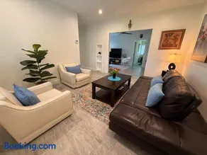 The Pines Hideaway-Wilton Manors - Image 3