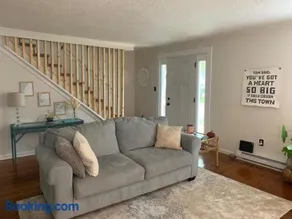 The Driftwood Den - Image 5
