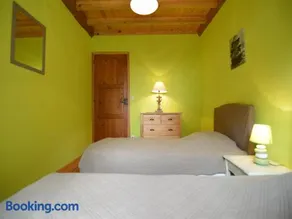 Holiday home in a historic building near Montreuil - Image 5