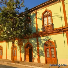 Hotel Halley - Image 1