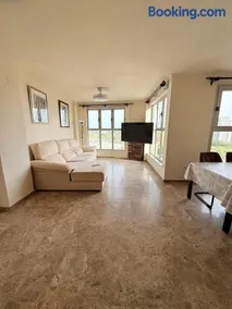 Premium Penthouse with Large Terrace, Ocean Views & Opposite the City of Arts and Sciences - Image 2