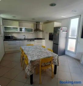 Cozy apartment near hospital - Image 2