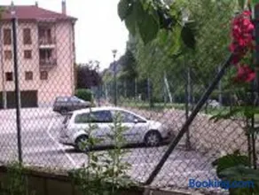 Ezcaray. Con piscina y junto al rio - Image 1