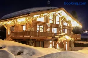 Chalet Crystal - Image 1