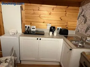 Summerfields Lodge - Image 2