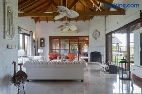 Casa de campo en club privado Benquerencia - Image 4