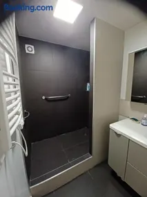 Superbe Appartement 3p Parking Gratuit Proche Paris - Image 5