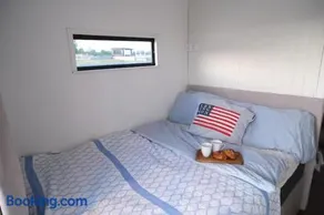 Solvesborg Houseboat with Harbour Views - Sleeps 4 - Image 3