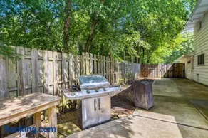 Spacious Family Getaway- Salt Water Pool & Hot Tub - Image 2