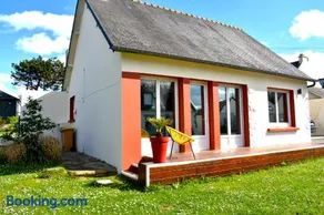 Maison à 30m de la plage avec grand jardin - Image 2