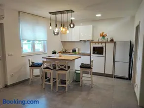 Apartman Mala Lalina - Image 1