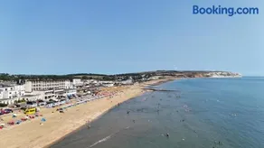 Regent Court - Seafront, Sandown, Isle of Wight - Image 3