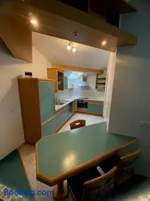 Monteurwohnung , 4 Schlafzimmer, 130qm, Balkon, einzige Wohneinheit im Haus, Parkplatz - Image 3