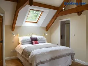 Holly Cottage - Image 3