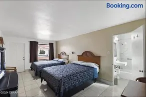A1A Travel Inn - Image 4