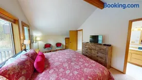 9 Malheur Lane - Image 3