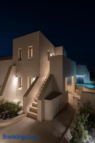 Areos Luxury Suites - Image 2