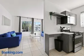North Shore Gem 1BR Sleeps 4 - Image 2
