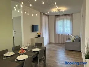 Holiday Homes - Image 1