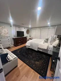 Modern Family Home in Middletown, RI- just 4 mi to Newport! - Image 4
