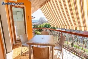 Appartamento x 4 con wi-fi, park free, a 10 minuti dal centro di Garda - Image 1