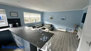 3 bedroom cottage - Image 4