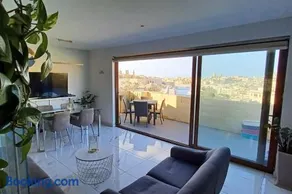 The View penthouse - Image 1