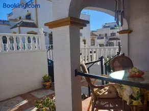 A room with a Sun view - Image 5