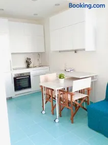 Apartment on the sea - Image 5