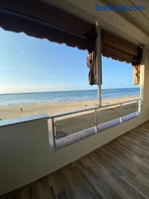 Seaside Serenity Las Alba seaview retreat - Image 4