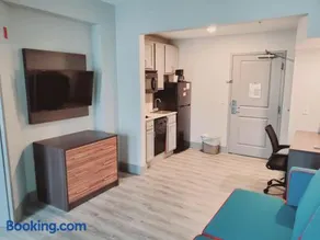 Candlewood Suites Panama City Beach Southeast - Image 3