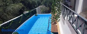 Villa Yacht Prive Jaccouzi and Pool - Image 4