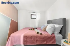Apartment with Whirlpool and BBQ near Poreč - Image 2