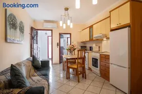 Erifili Luxury Apartment - Image 2