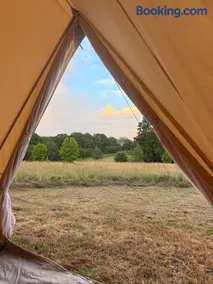 Glamping Fit in the wild - Image 5