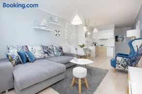 Jantar Apartamenty Residence Maritimo - Image 1