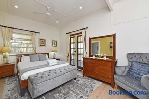 Brokenback Vineyard Cottage - Image 5
