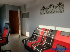 Independent room - Image 1
