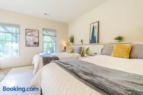 Lake Front Bed & Breakfast - Image 5